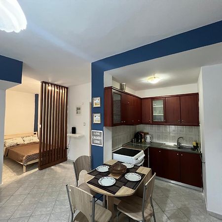 Apartamento Dimitris Flat Neo Epivates Exterior foto