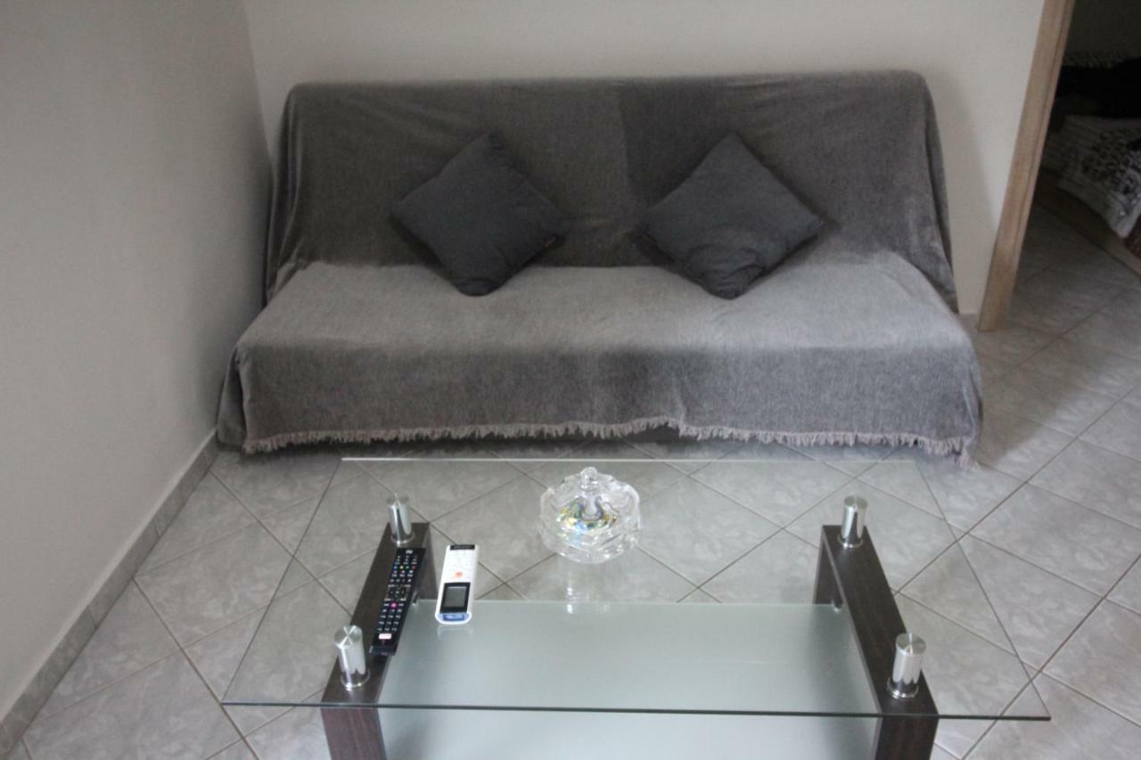 Apartamento Dimitris Flat Neo Epivates Exterior foto