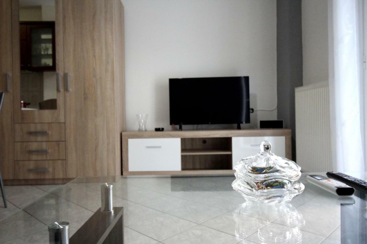Apartamento Dimitris Flat Neo Epivates Exterior foto